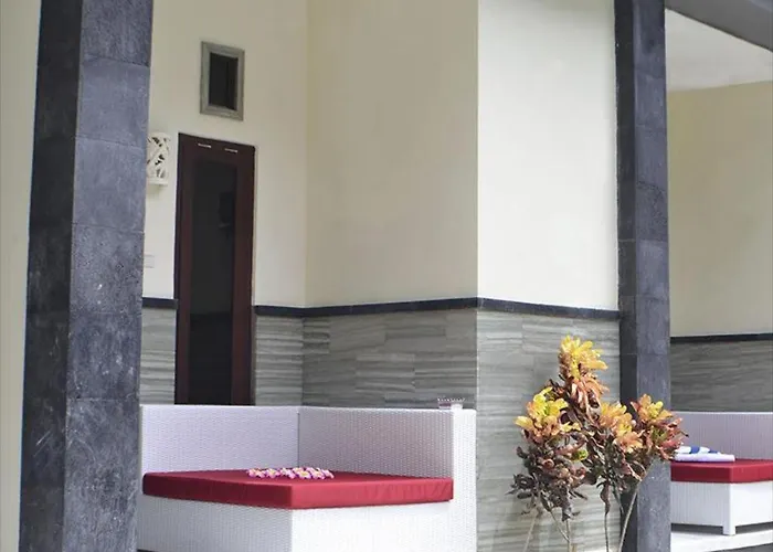 Legian Cozy فندق كوتا